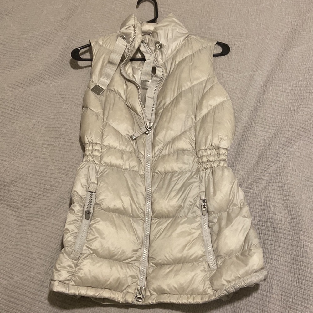 Athleta goose down puffer with cinched waist
